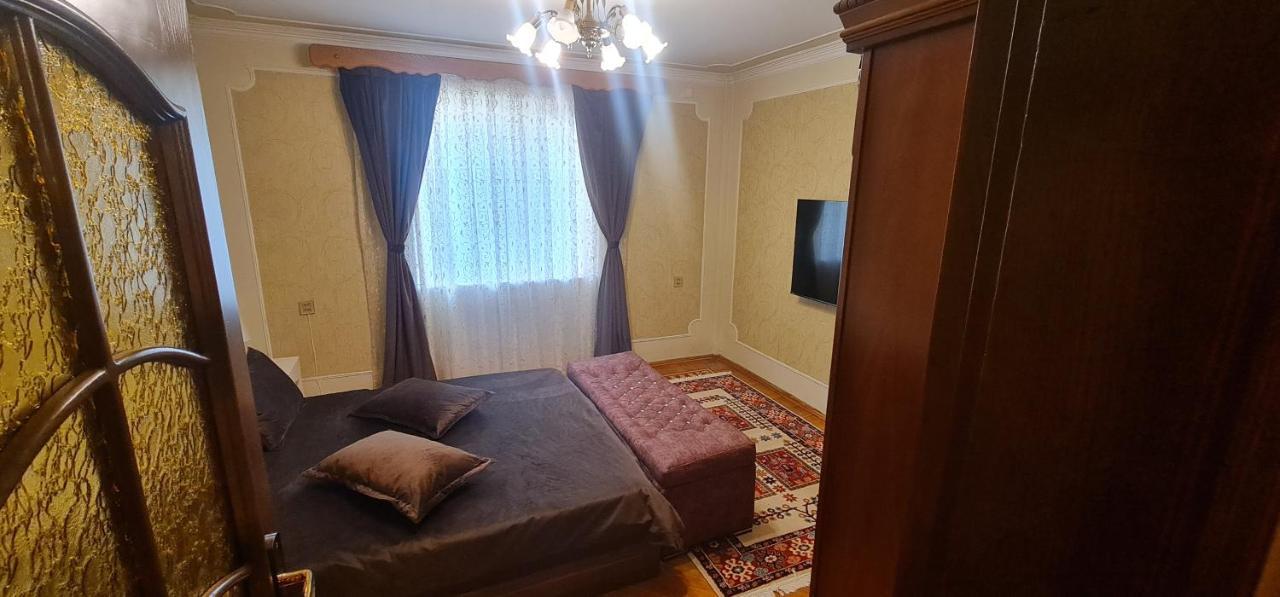 Gold Wall Apartment Baku Exteriör bild